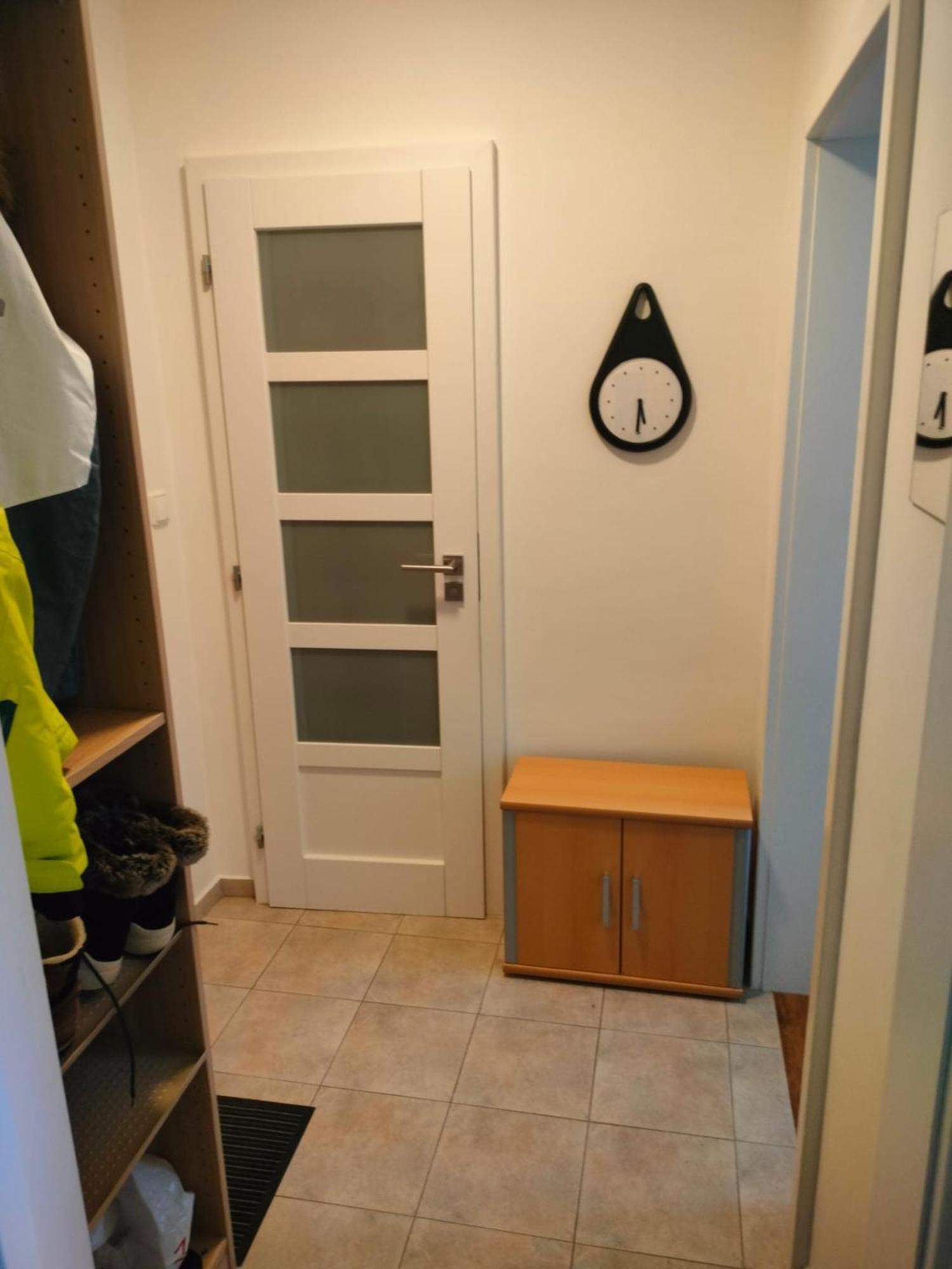 Apartman Aja - ลิปโนนัดเวิลตาวู ภายนอก รูปภาพ